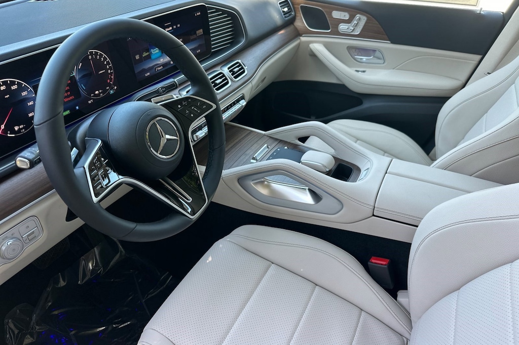 New 2026 Mercedes-Benz GLE 450e 4MATIC SUV