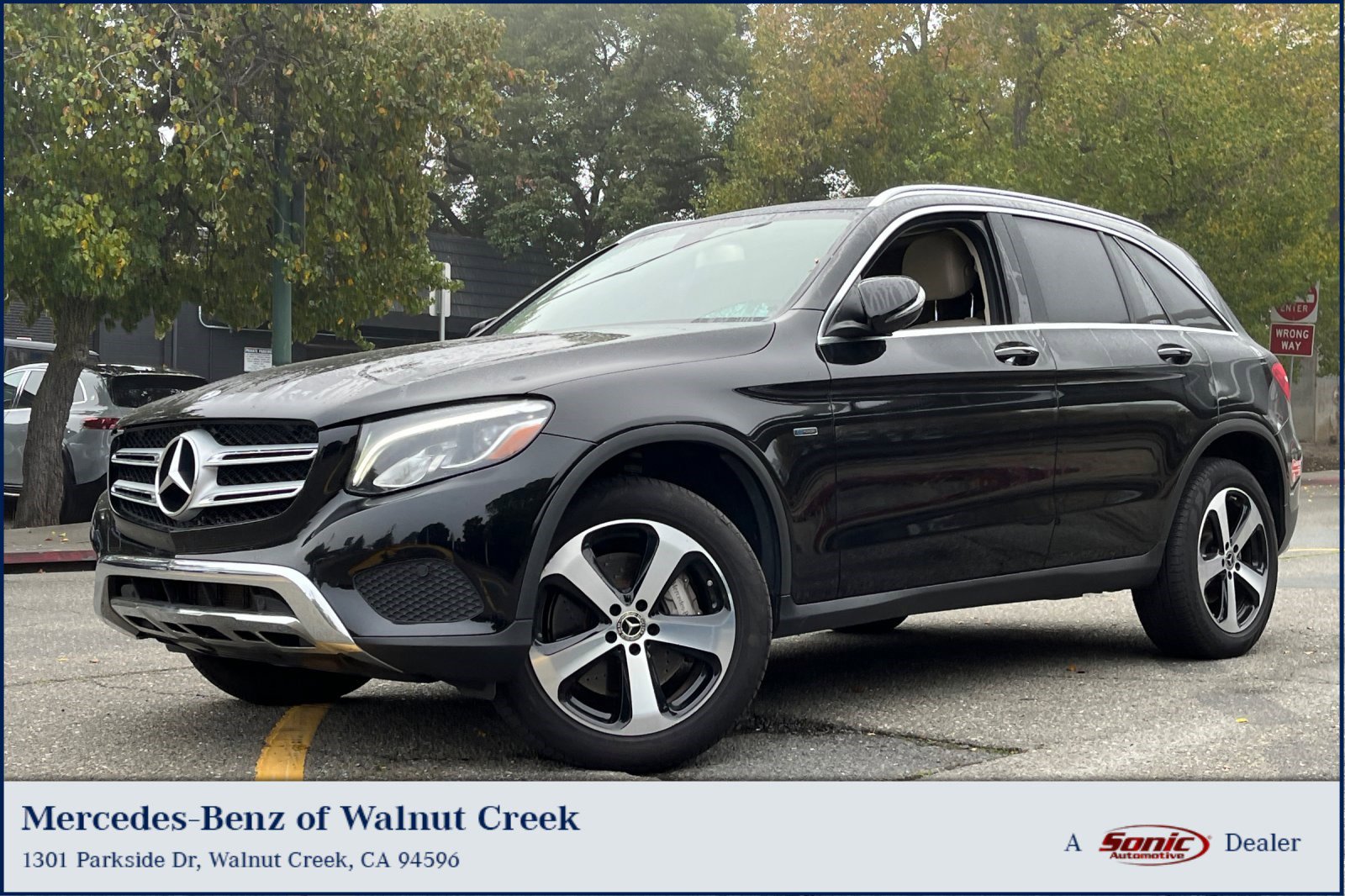 2019 Mercedes Benz GLC 350e 4MATIC photo 2