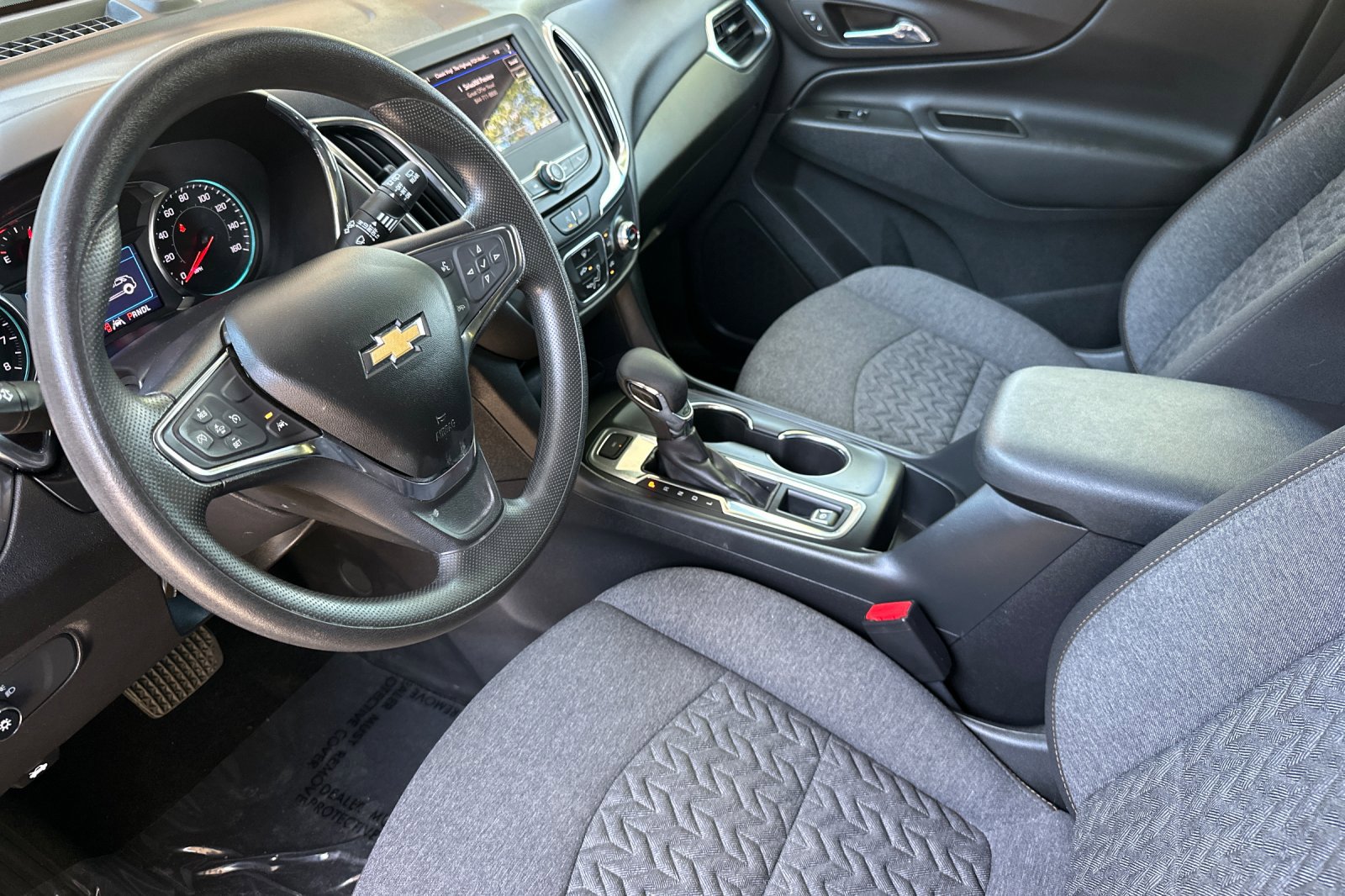 2023 Chevrolet Equinox photo 4