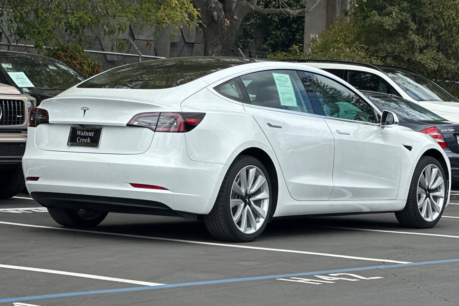 2020 Tesla Model 3 Standard Range Plus photo 3