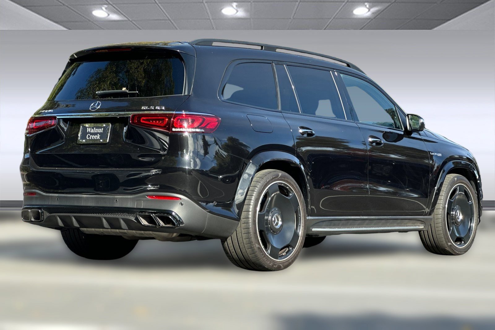 2021 Mercedes Benz GLS AMG 63 4MATIC photo 2