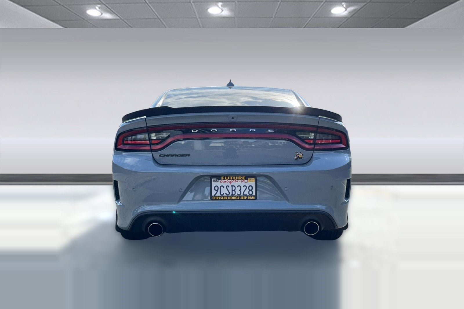 2022 Dodge Charger Scat Pack RWD photo 5