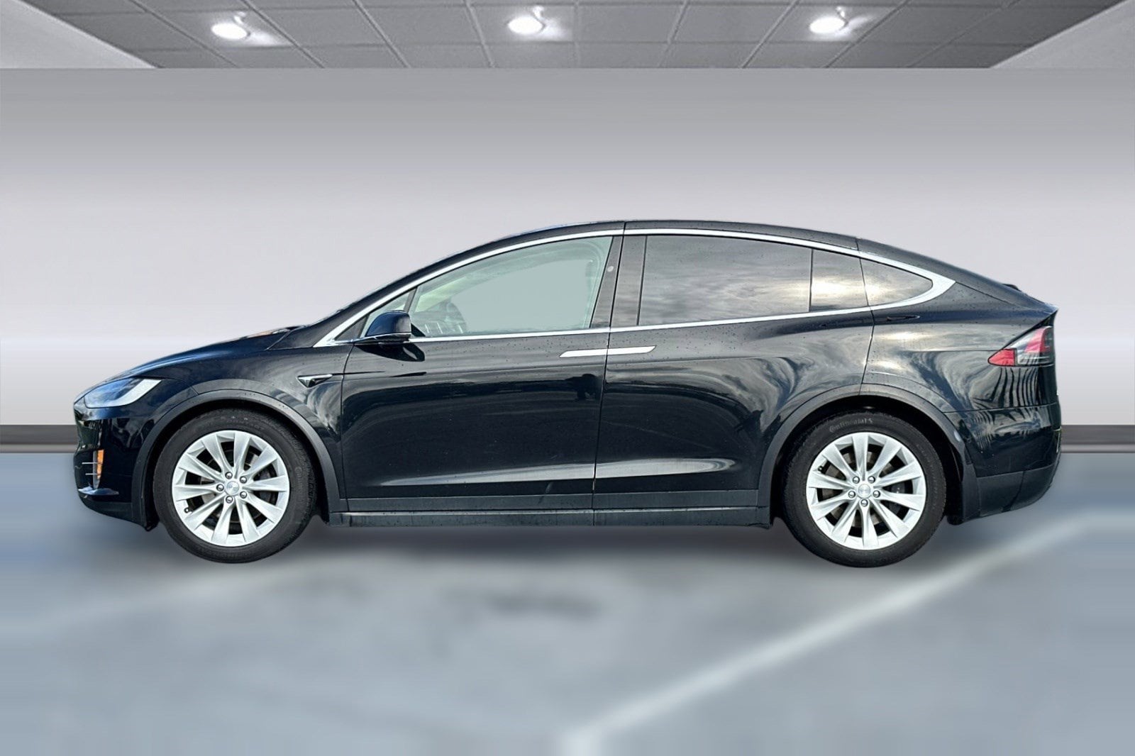 Used 2018 Tesla Model X 100D with VIN 5YJXCBE24JF089442 for sale in Walnut Creek, CA