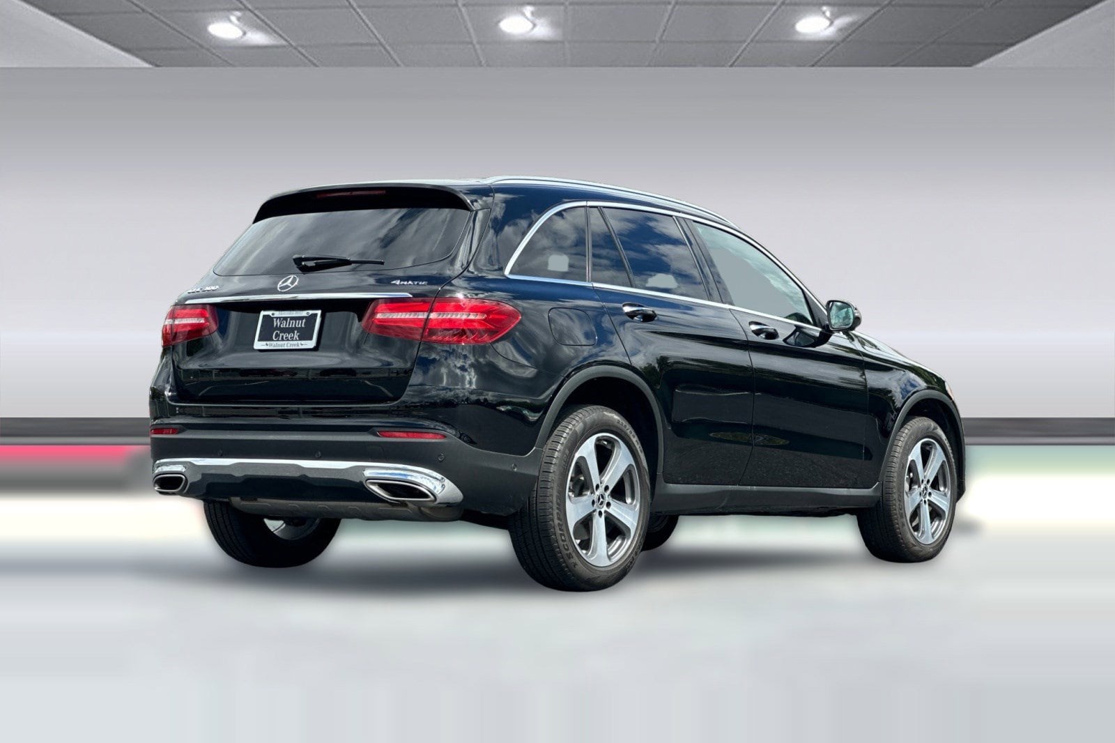 2019 Mercedes-Benz GLC 300 4MATIC SUV photo 3