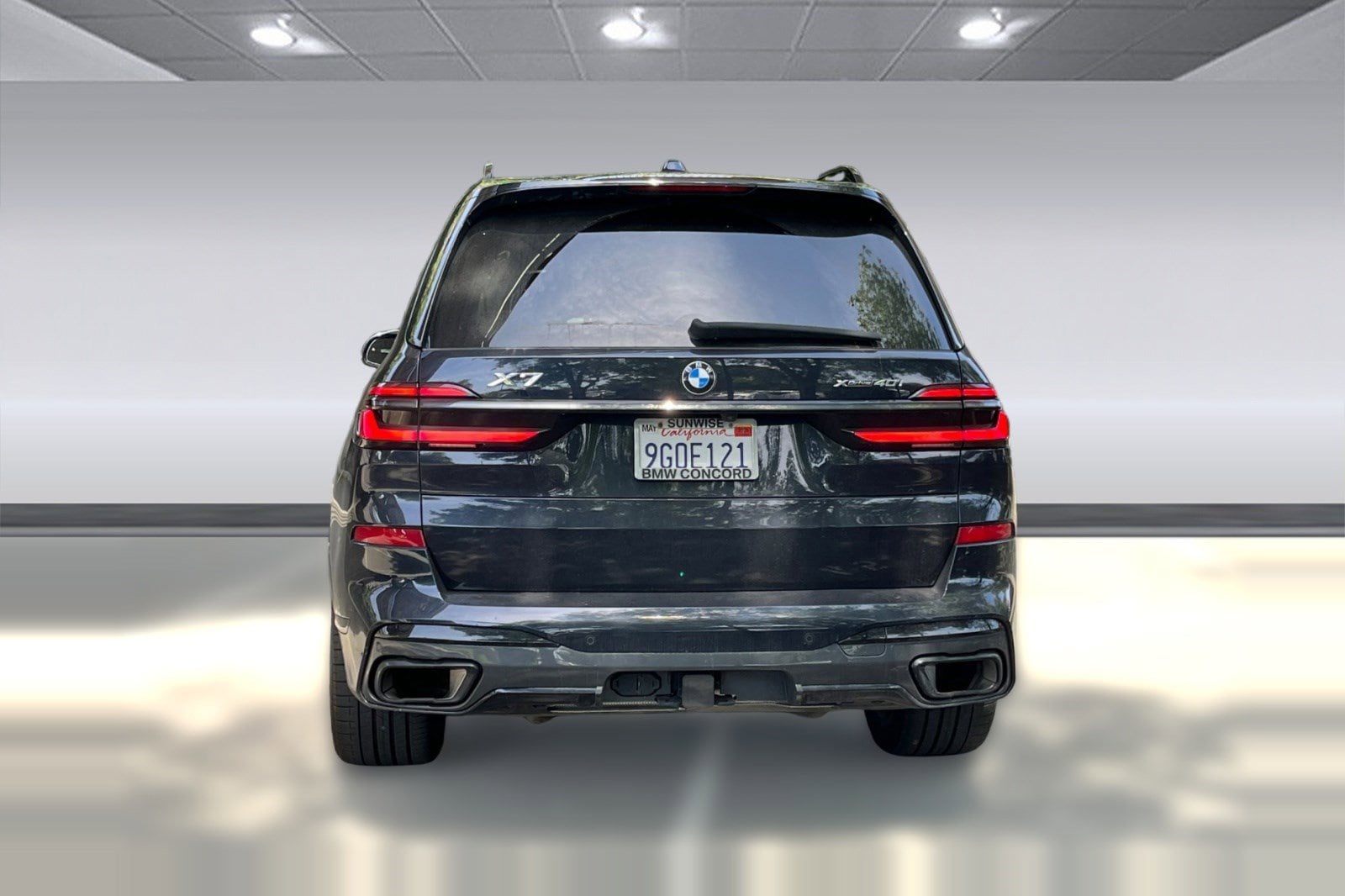 2024 BMW X7 xDrive40i Sports Activity Vehicle photo 4