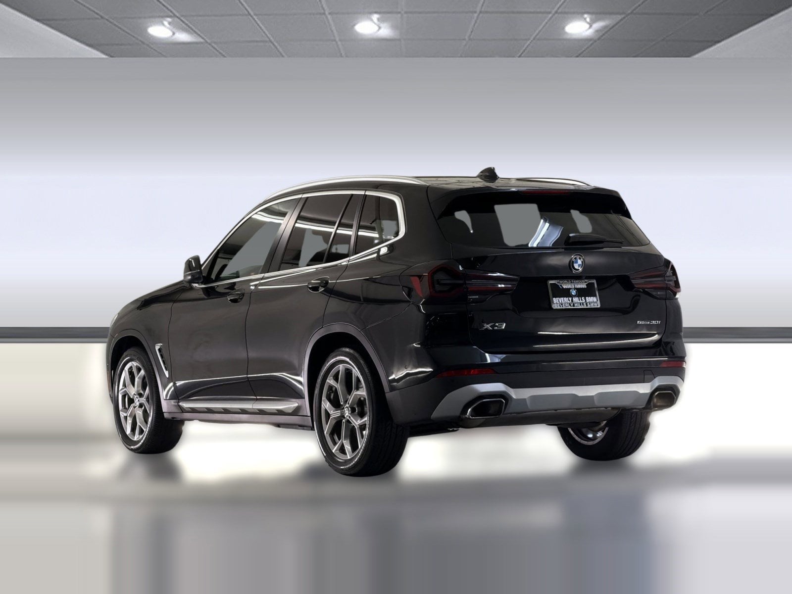 2023 BMW X3 photo 2