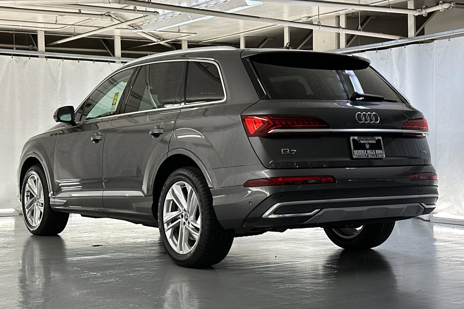 2021 Audi Q7 Premium Plus photo 3