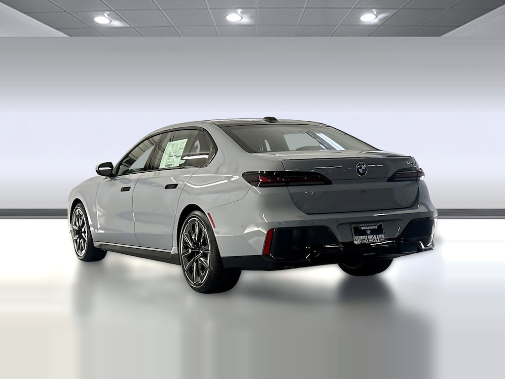 New 2026 BMW 740i Sedan