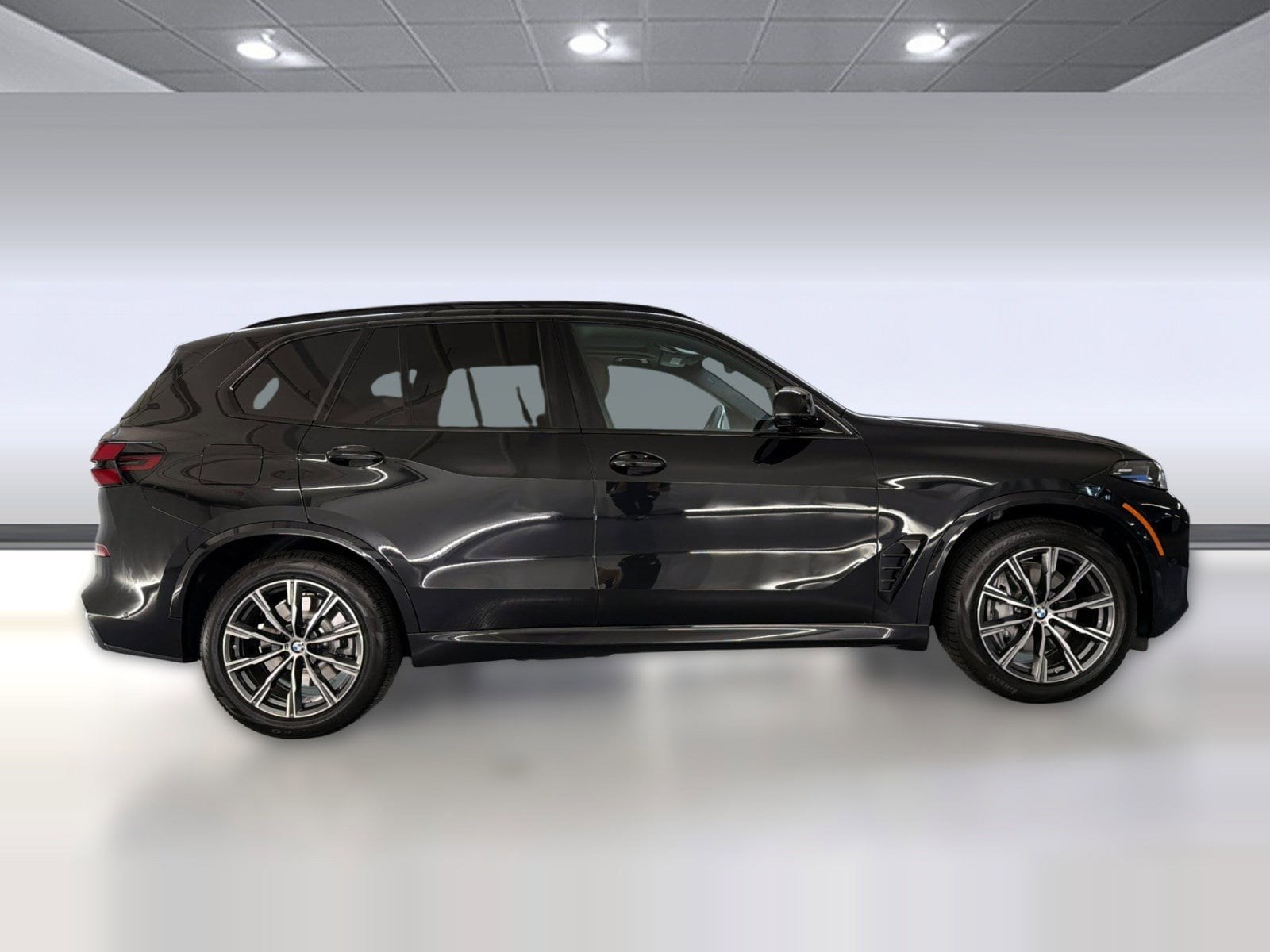 2026 BMW X5 PHEV xDrive50e photo 3