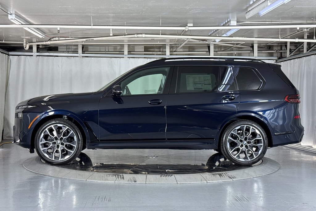 New 2027 BMW X7 xDrive40i SUV