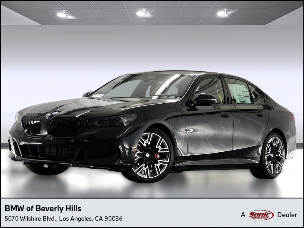 New 2026 BMW 550e xDrive Sedan