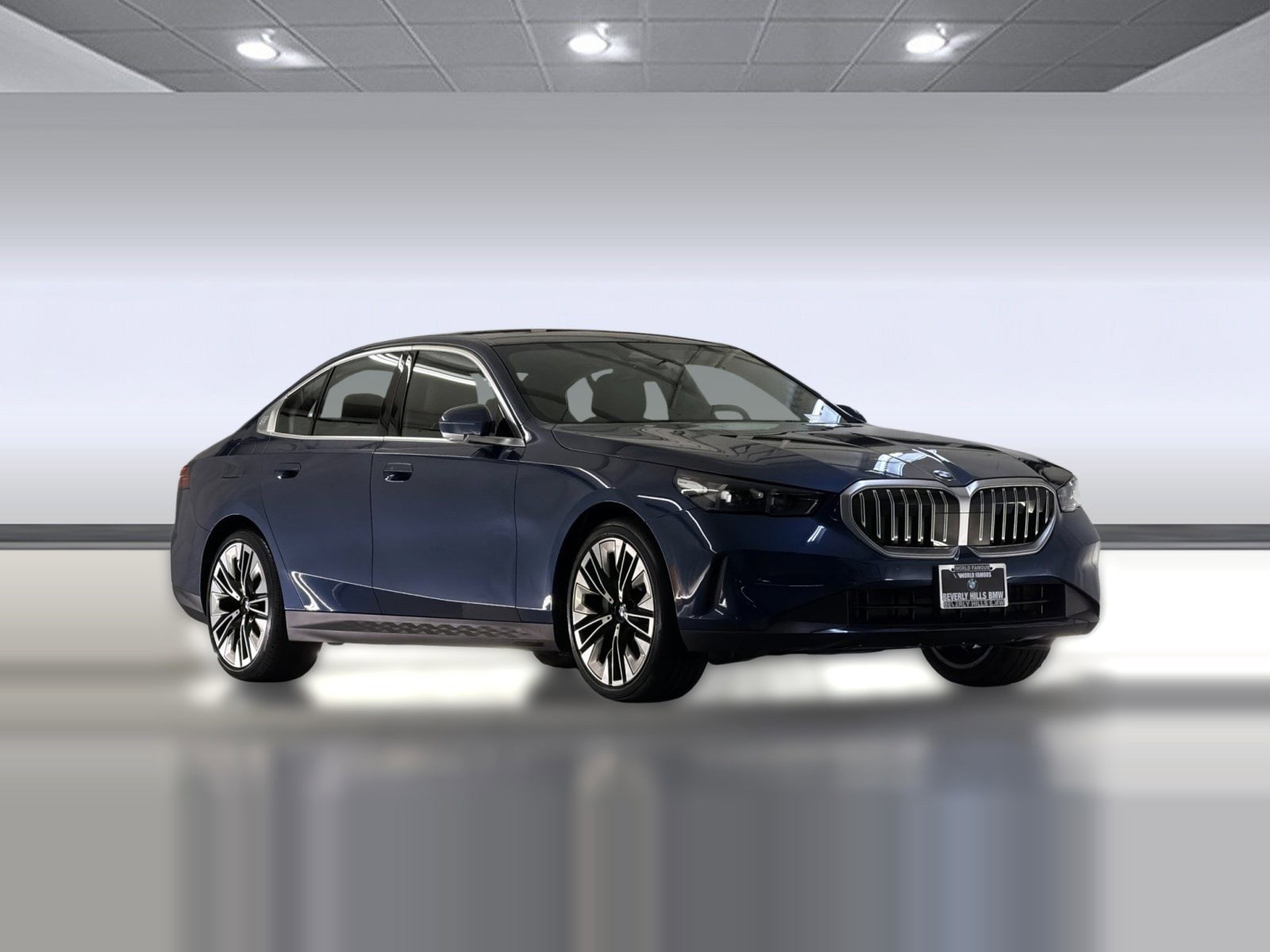 2025 BMW 530i photo 5