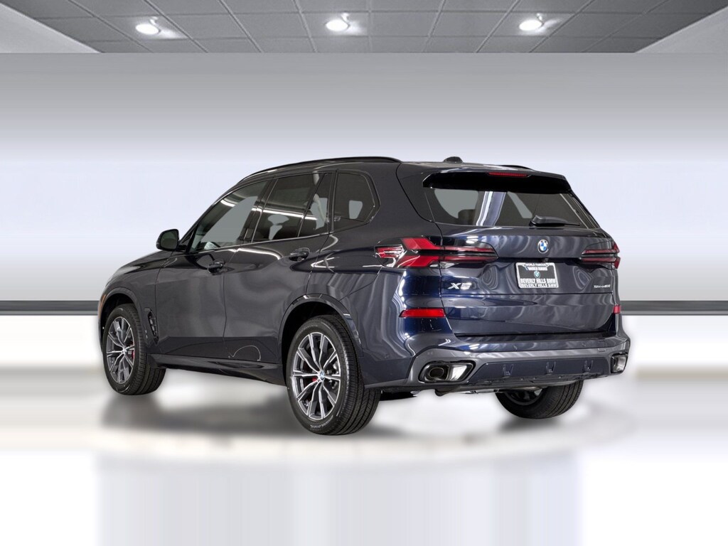 New 2026 BMW X5 sDrive40i SUV