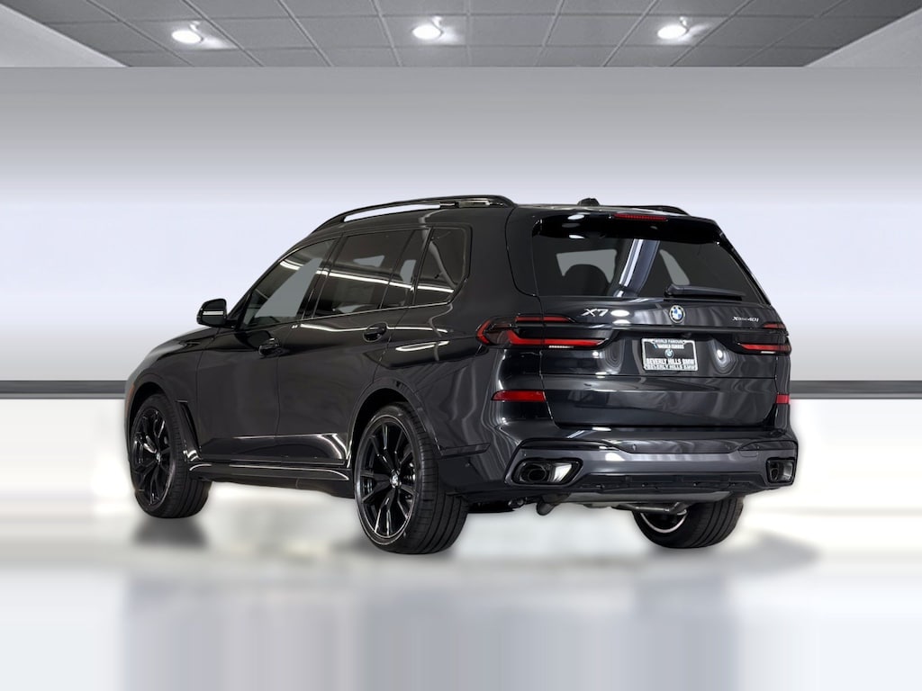 New 2027 BMW X7 xDrive40i SUV
