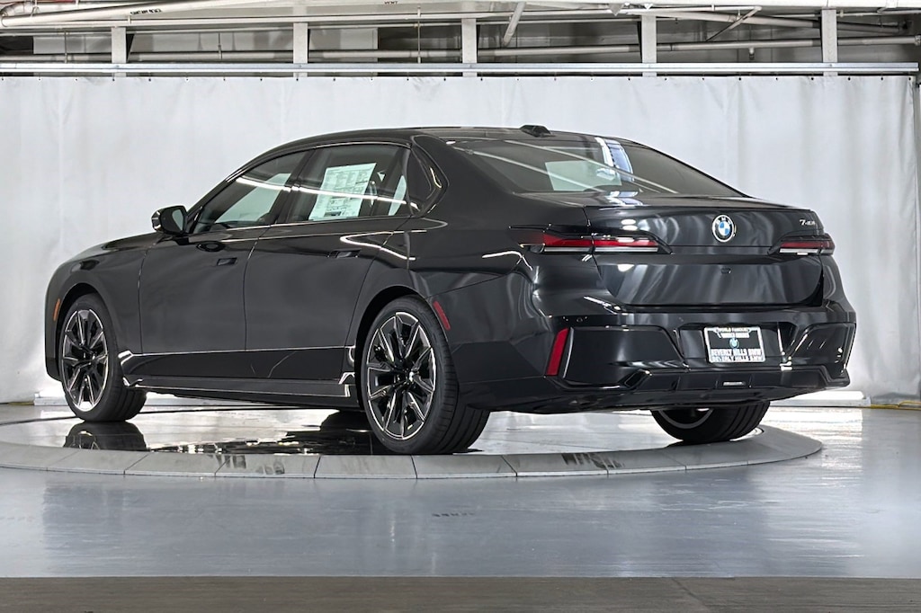 New 2026 BMW 740i Sedan