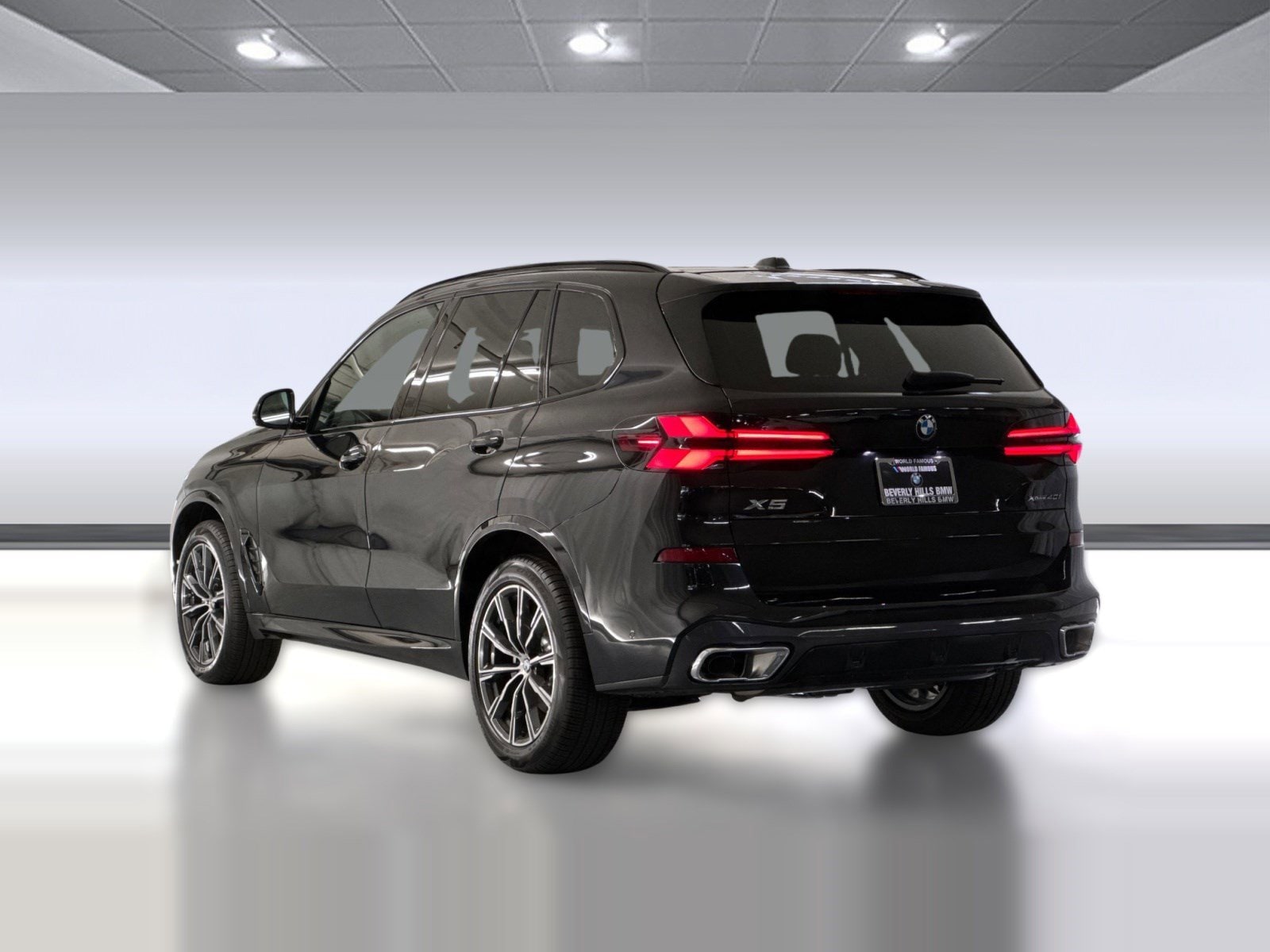2025 BMW X5 photo 2