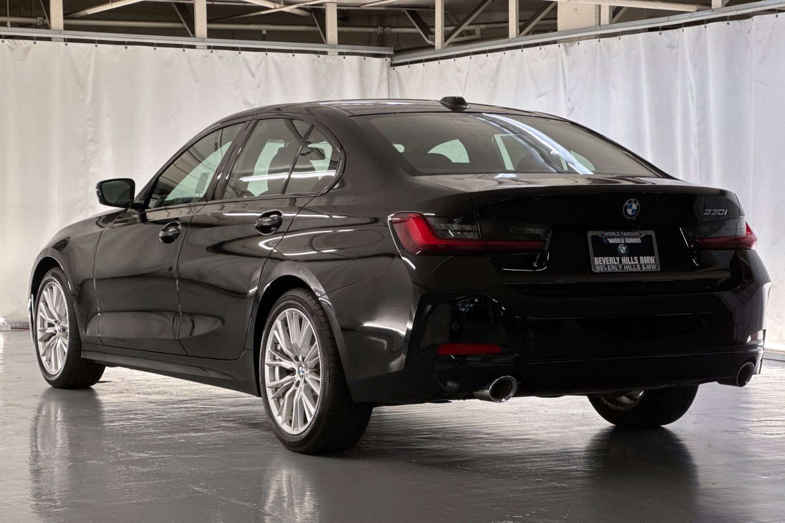 2023 Bmw 330i photo 3