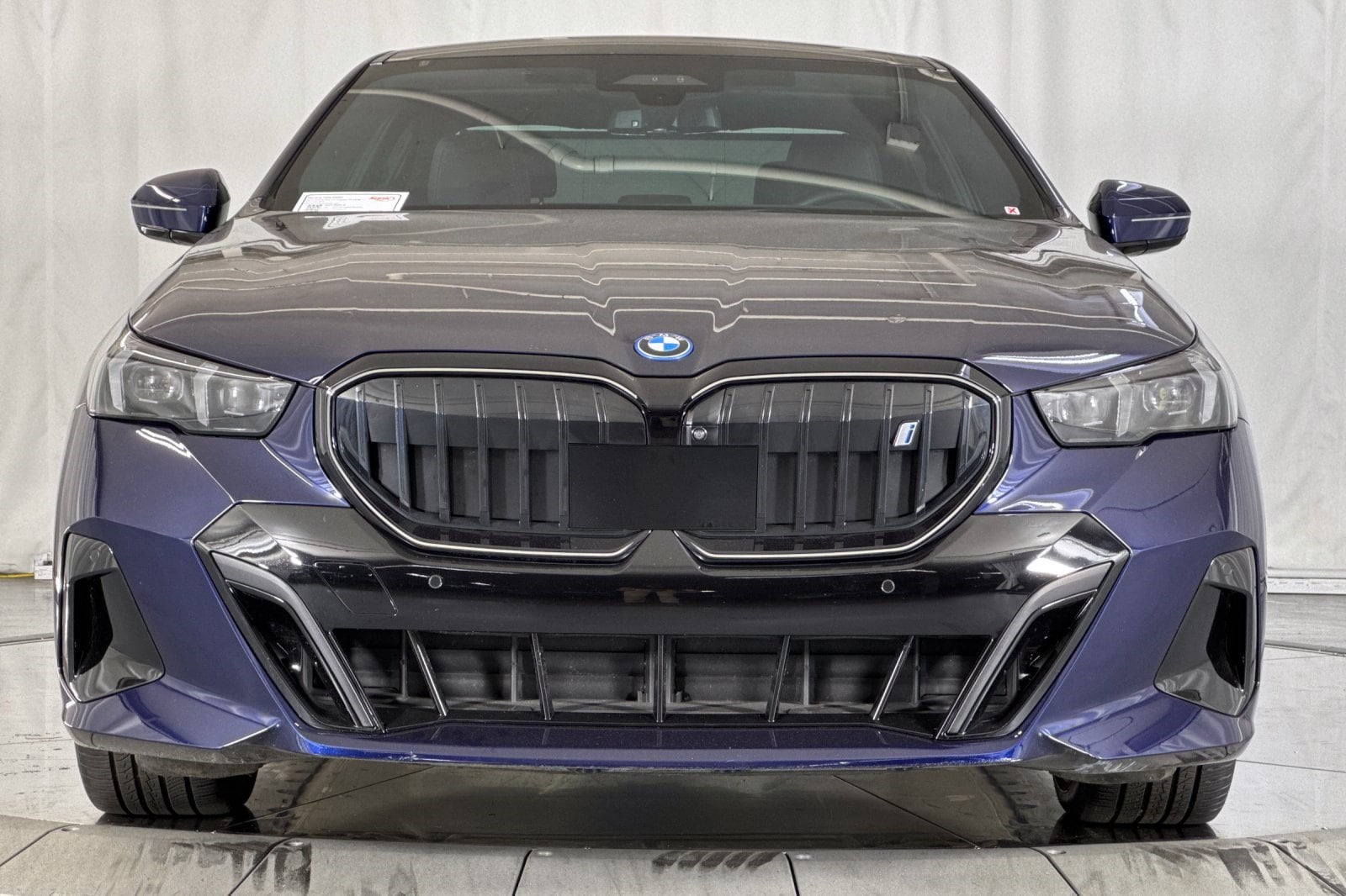 I5 Sedan
