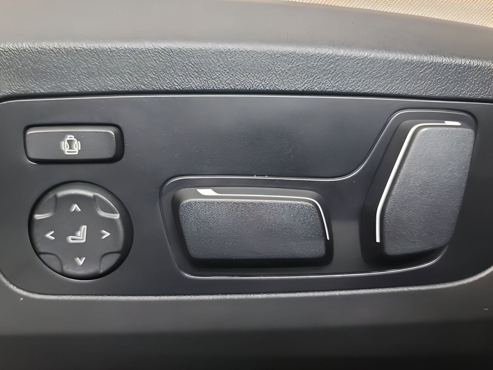 2025 BMW X3 30 xDrive photo 3