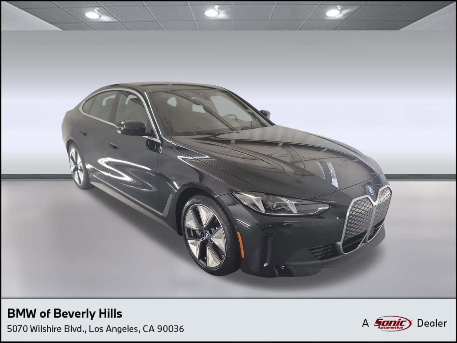 2025 BMW i4 40's photo