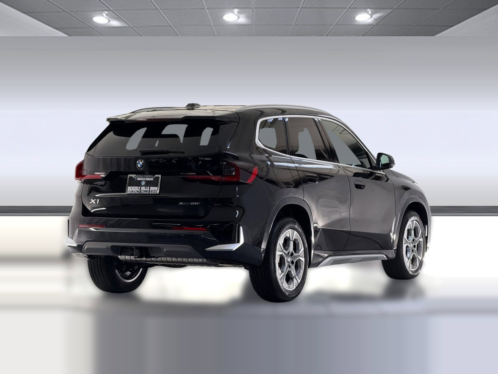 2026 BMW X1 xDrive28i photo 3