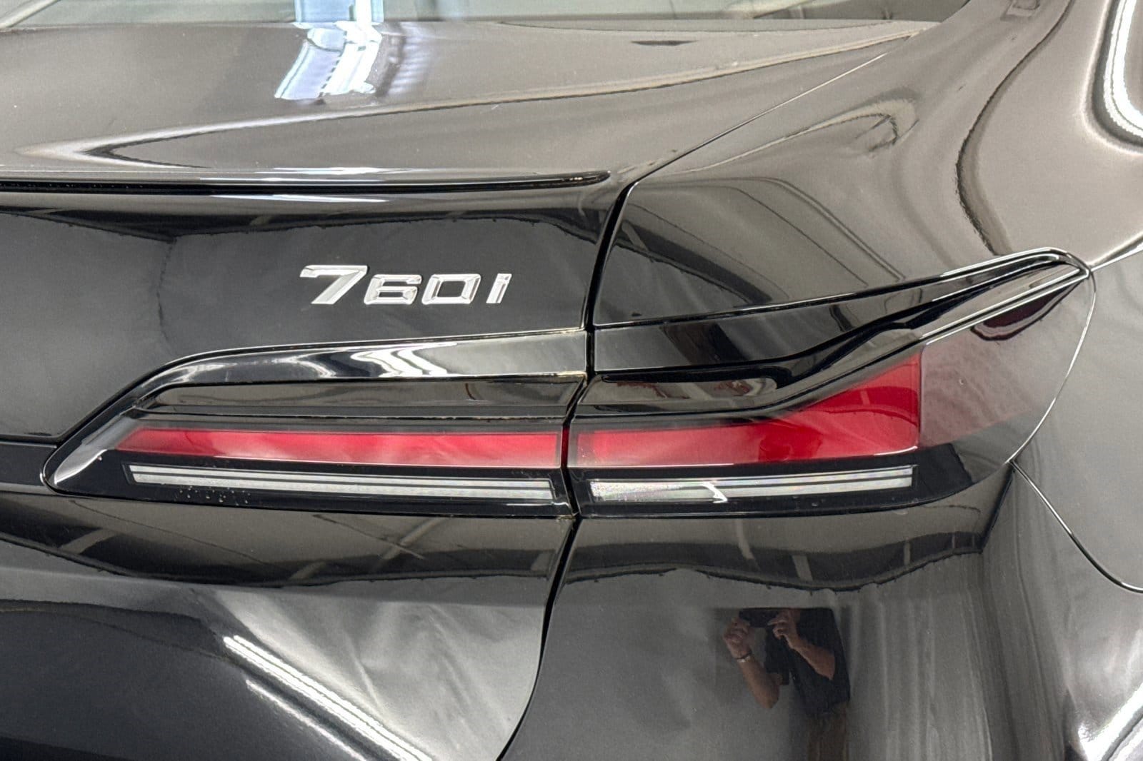 2025 BMW 7 Series 760i - Photo 13
