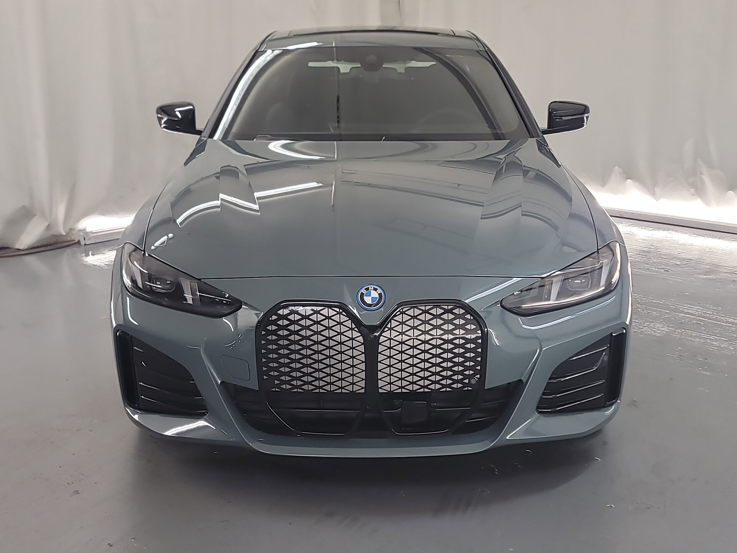 2025 Bmw i4 eDrive40 photo 2