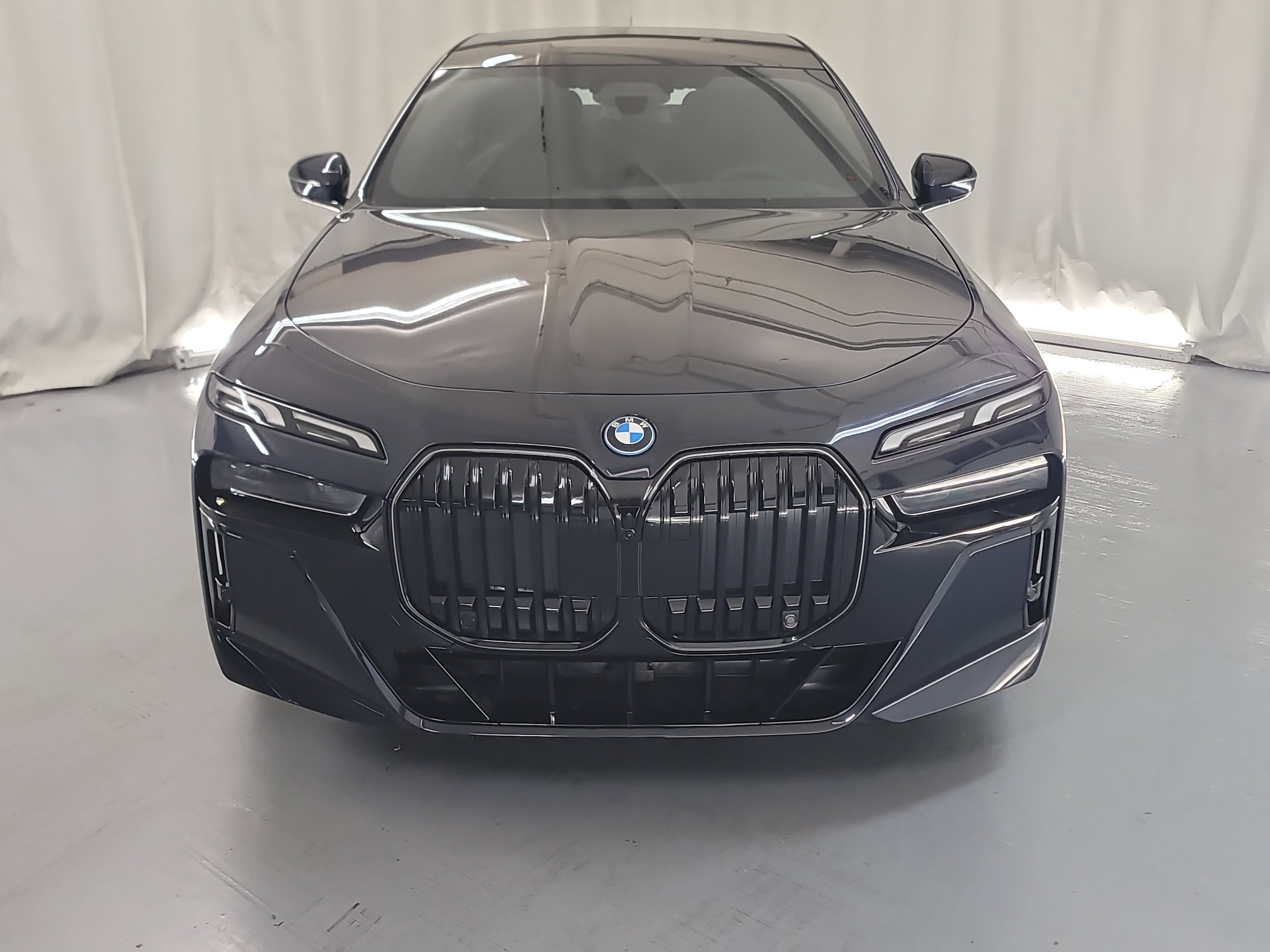 Used 2025 BMW i7 eDrive50 with VIN WBY43EJ00SCU76737 for sale in Long Beach, CA