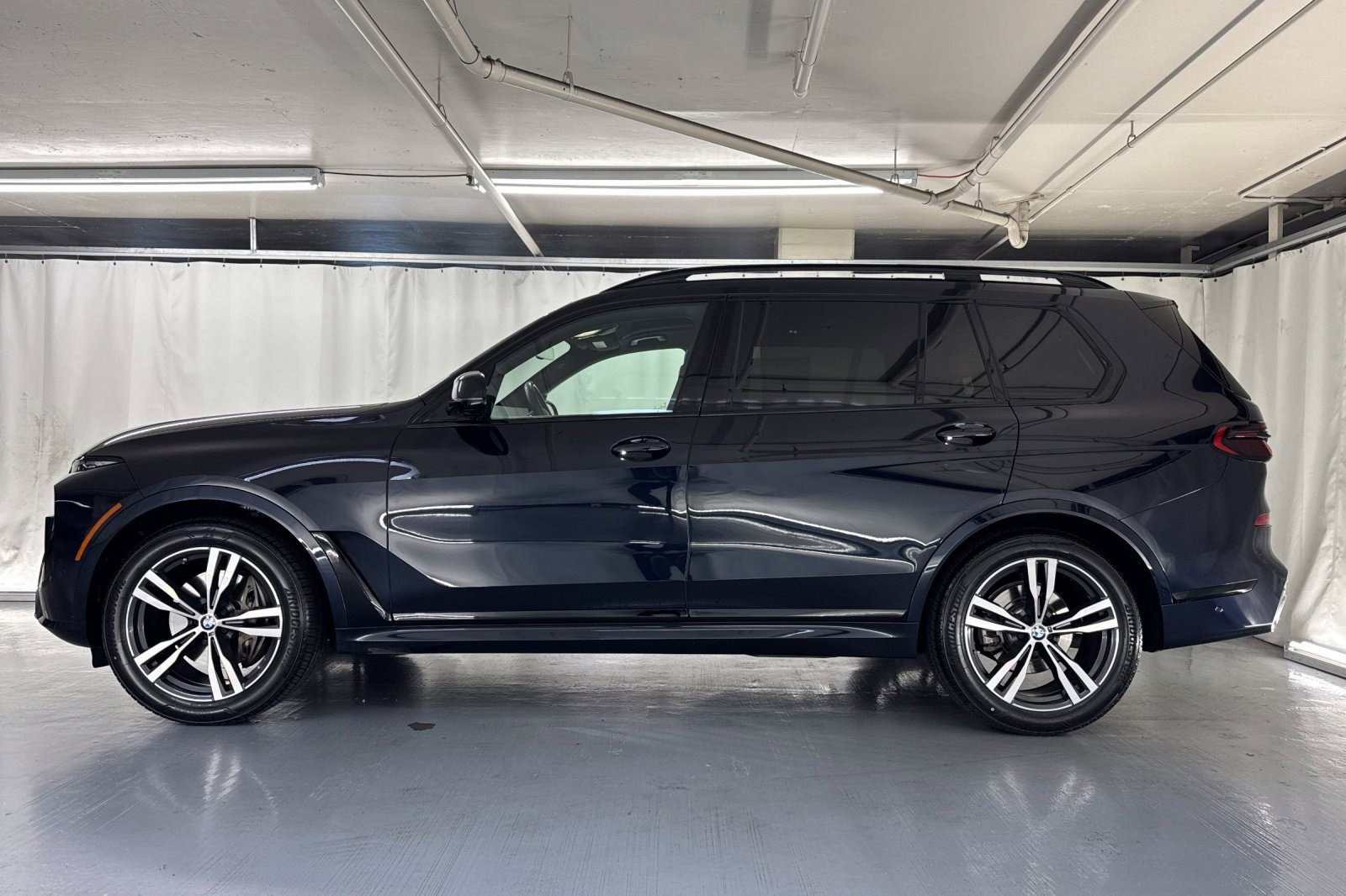 2024 Bmw X7 xDrive40i photo 2