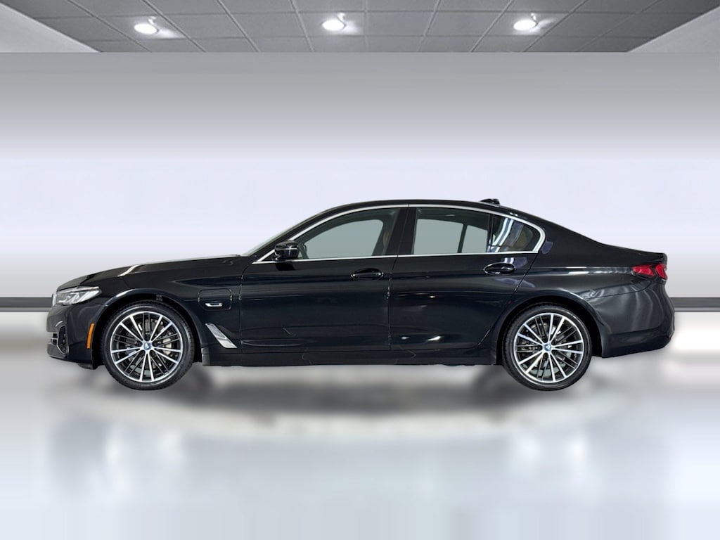 Certified 2023 BMW 530e Sedan