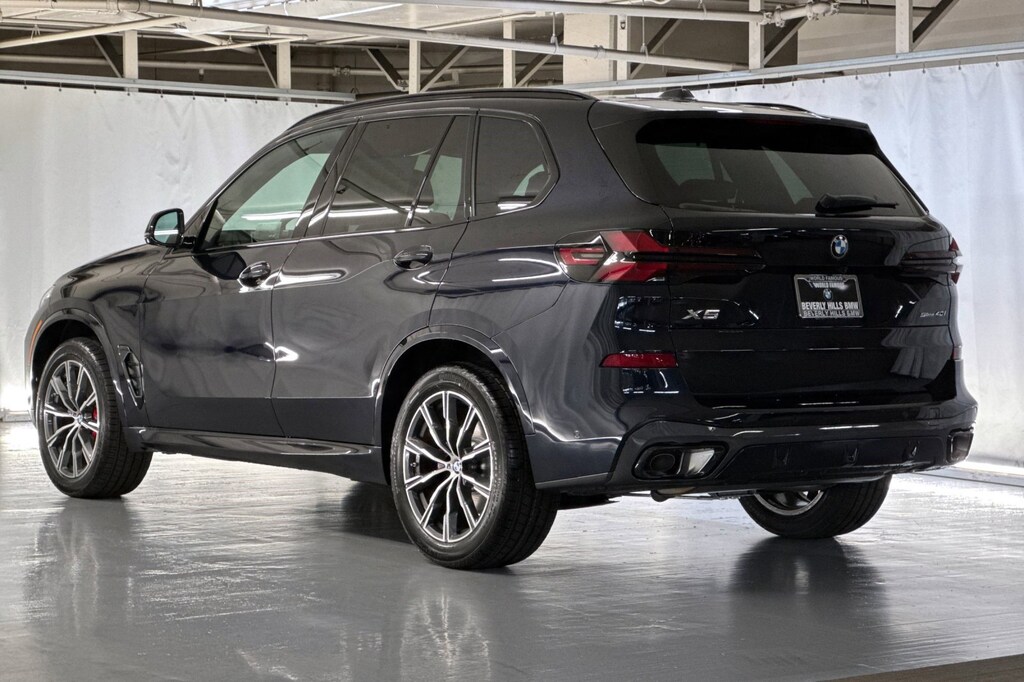 New 2026 BMW X5 sDrive40i SUV
