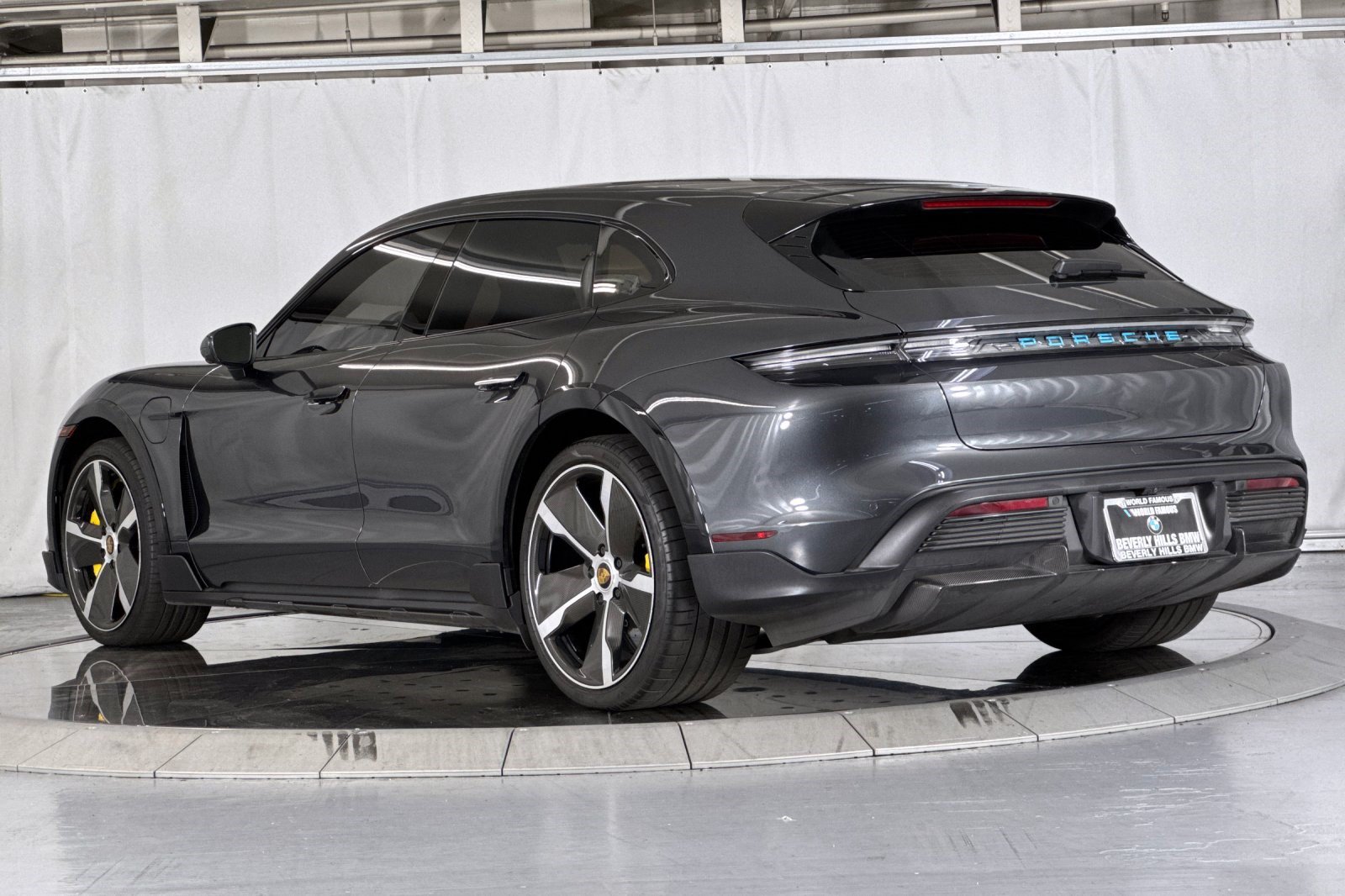 Taycan Cross Turismo Turbo S Wagon