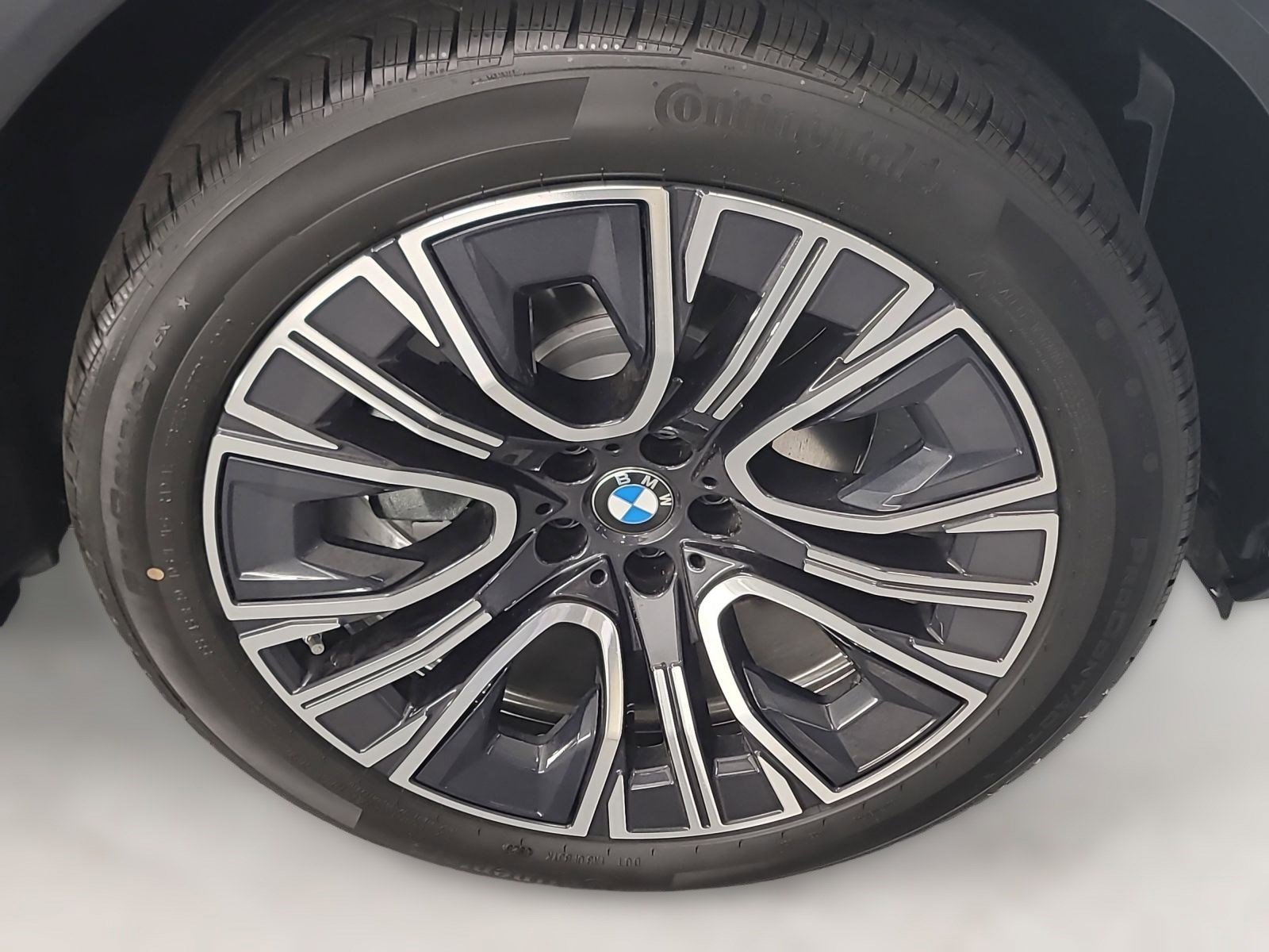 2025 Bmw X3 30x Drive photo 3