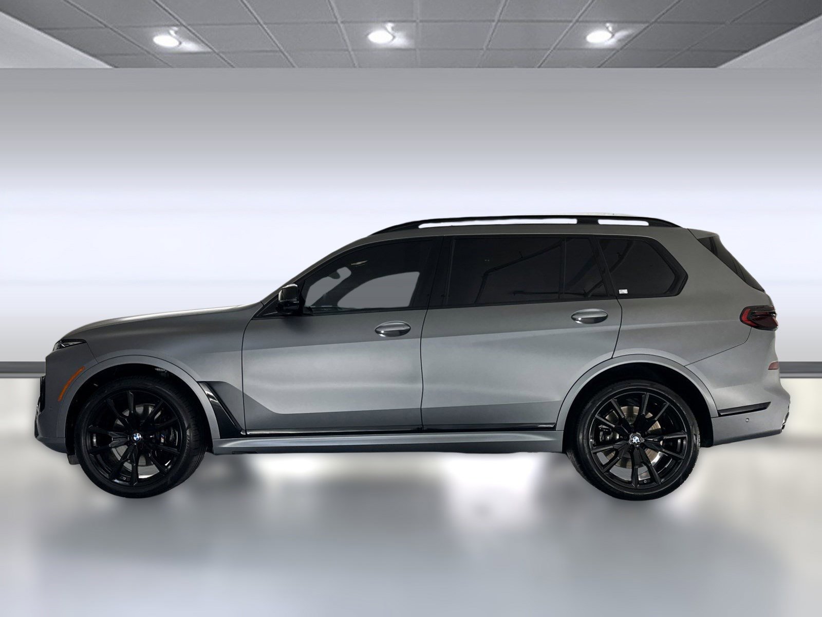 2025 Bmw X7 M60i photo 2