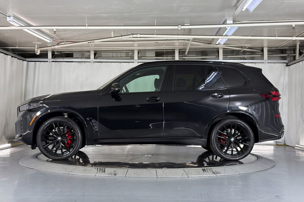 New 2026 BMW X5 sDrive40i SUV