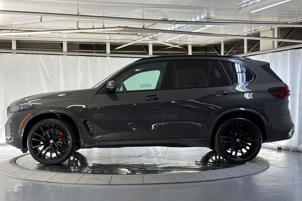 New 2026 BMW X5 sDrive40i SUV