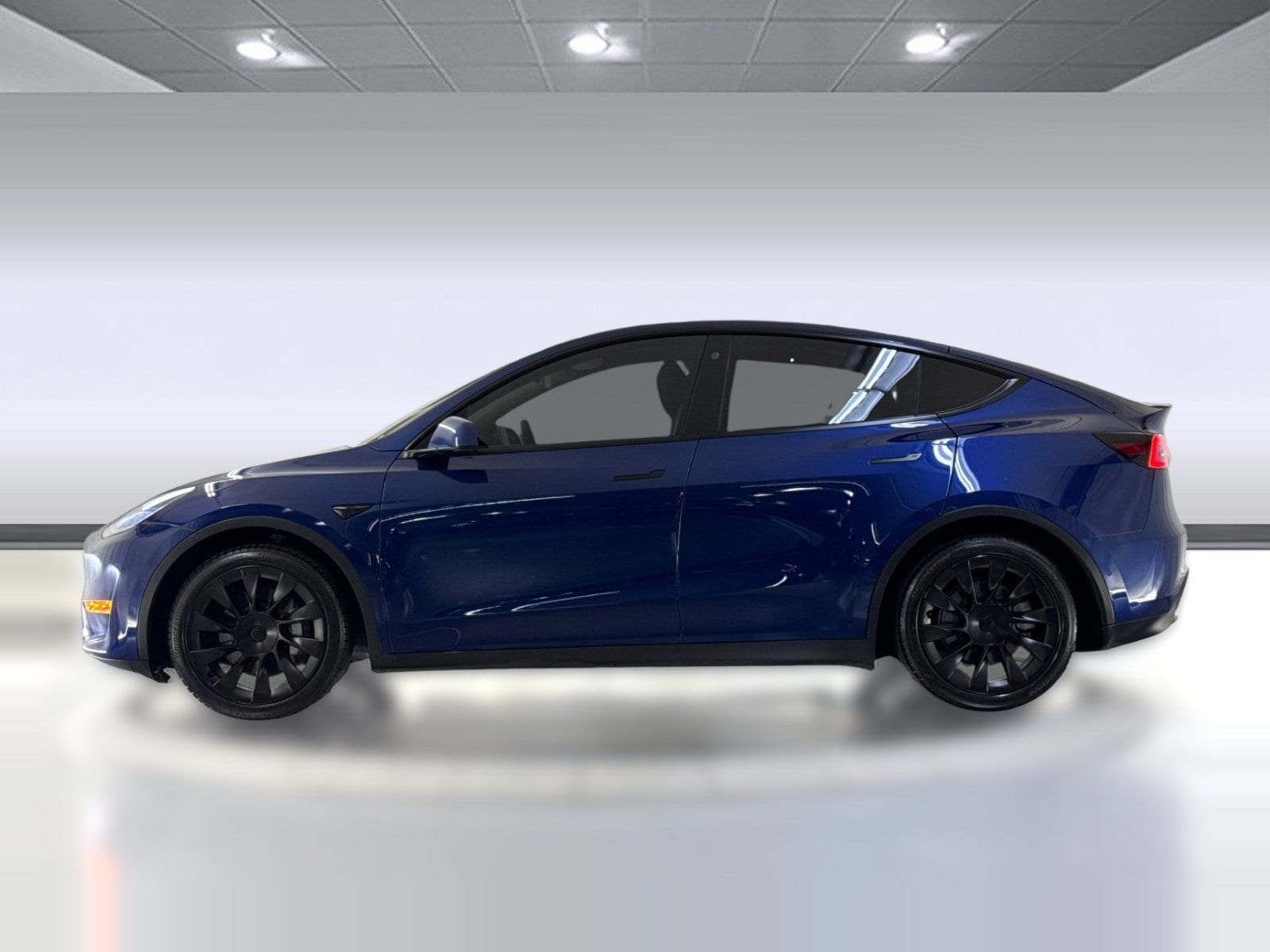 Used 2021 Tesla Model Y Long Range with VIN 5YJYGDEE7MF275737 for sale in Los Angeles, CA