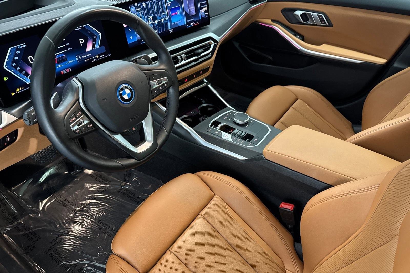 2023 Bmw 330e Sedan photo 4