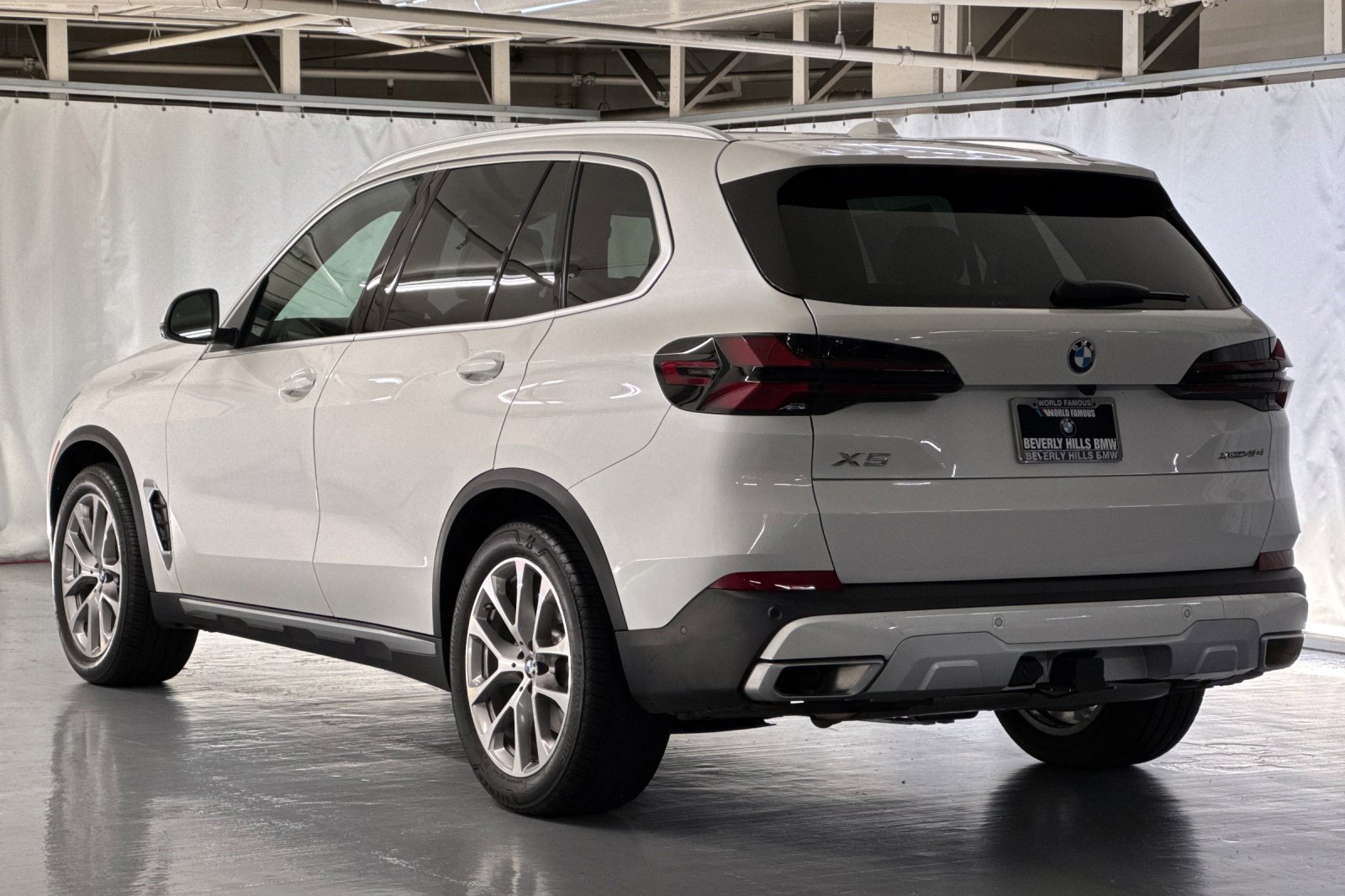 2025 Bmw X5 xDrive40i photo 3