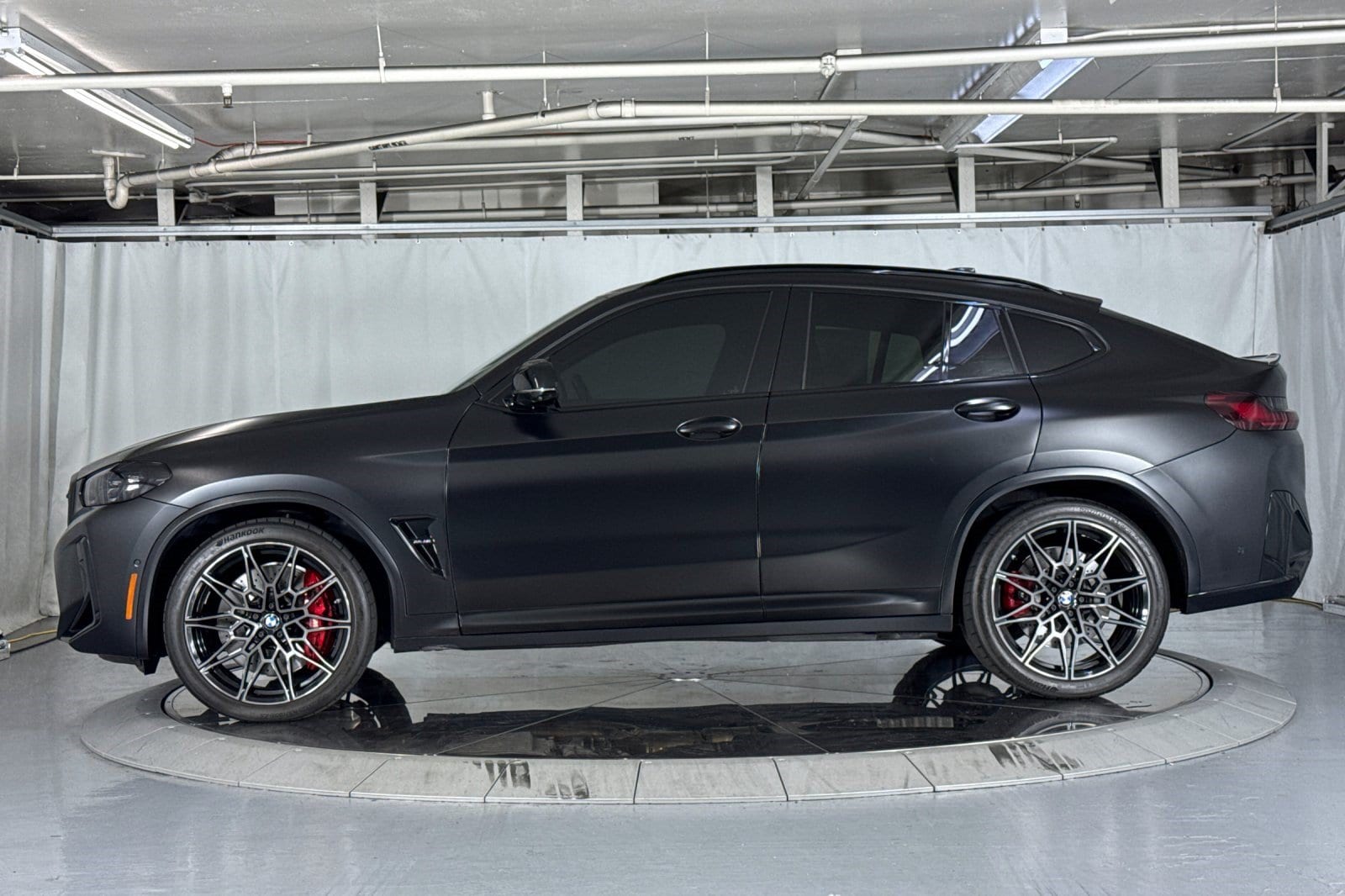 X4 M SUV
