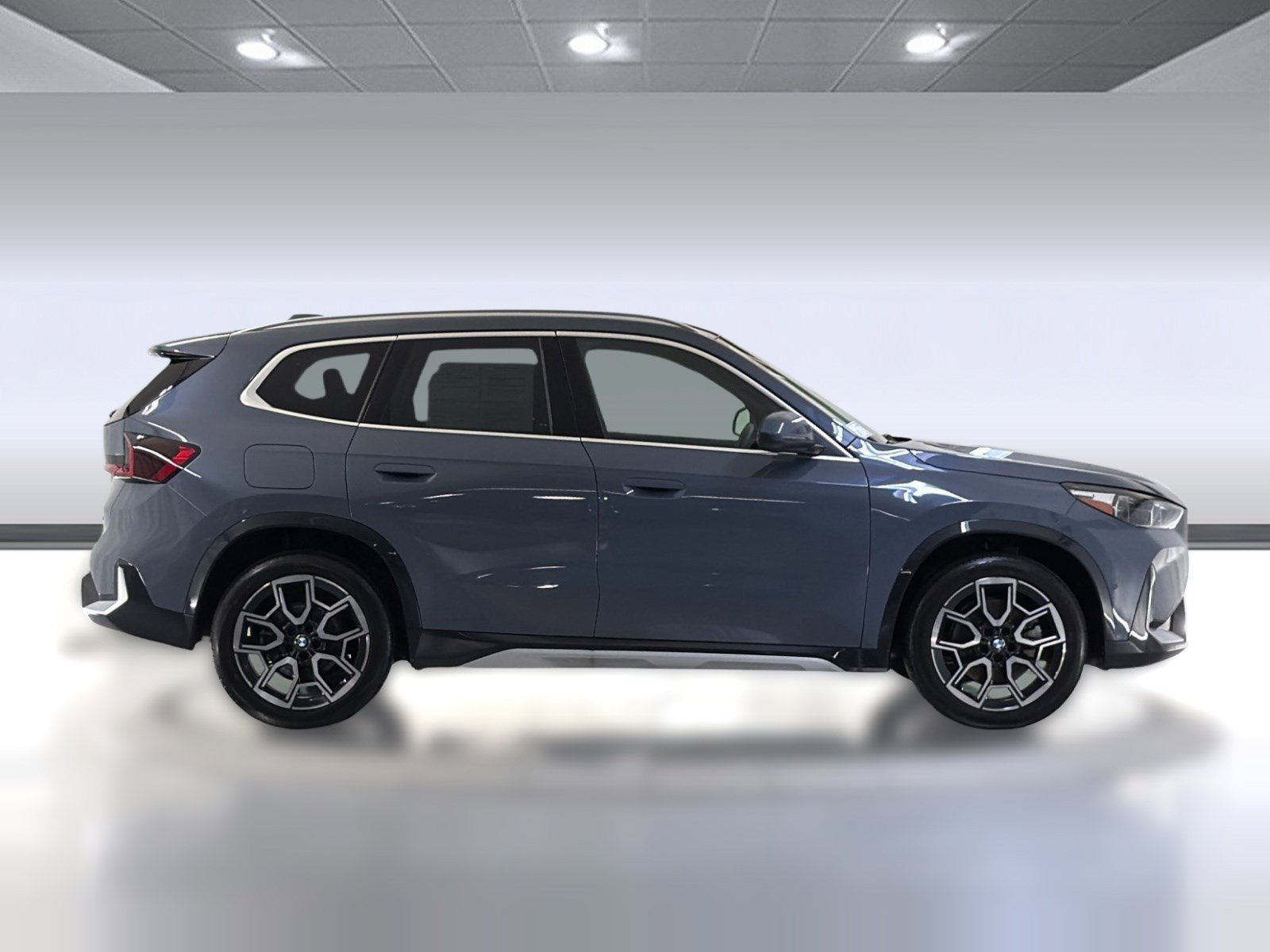 2025 BMW X1 xDrive28i photo 6