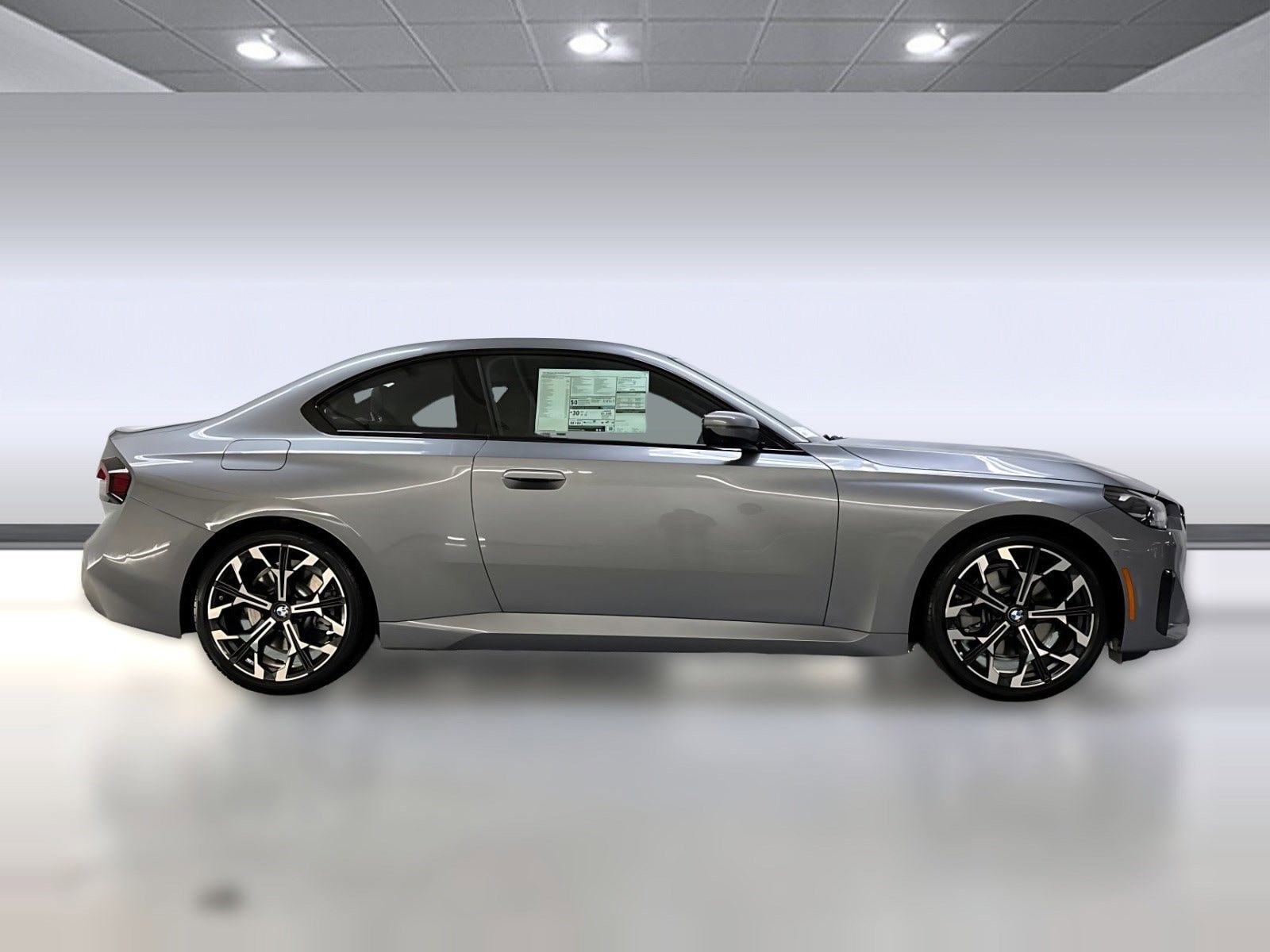 2025 BMW 230i photo 3