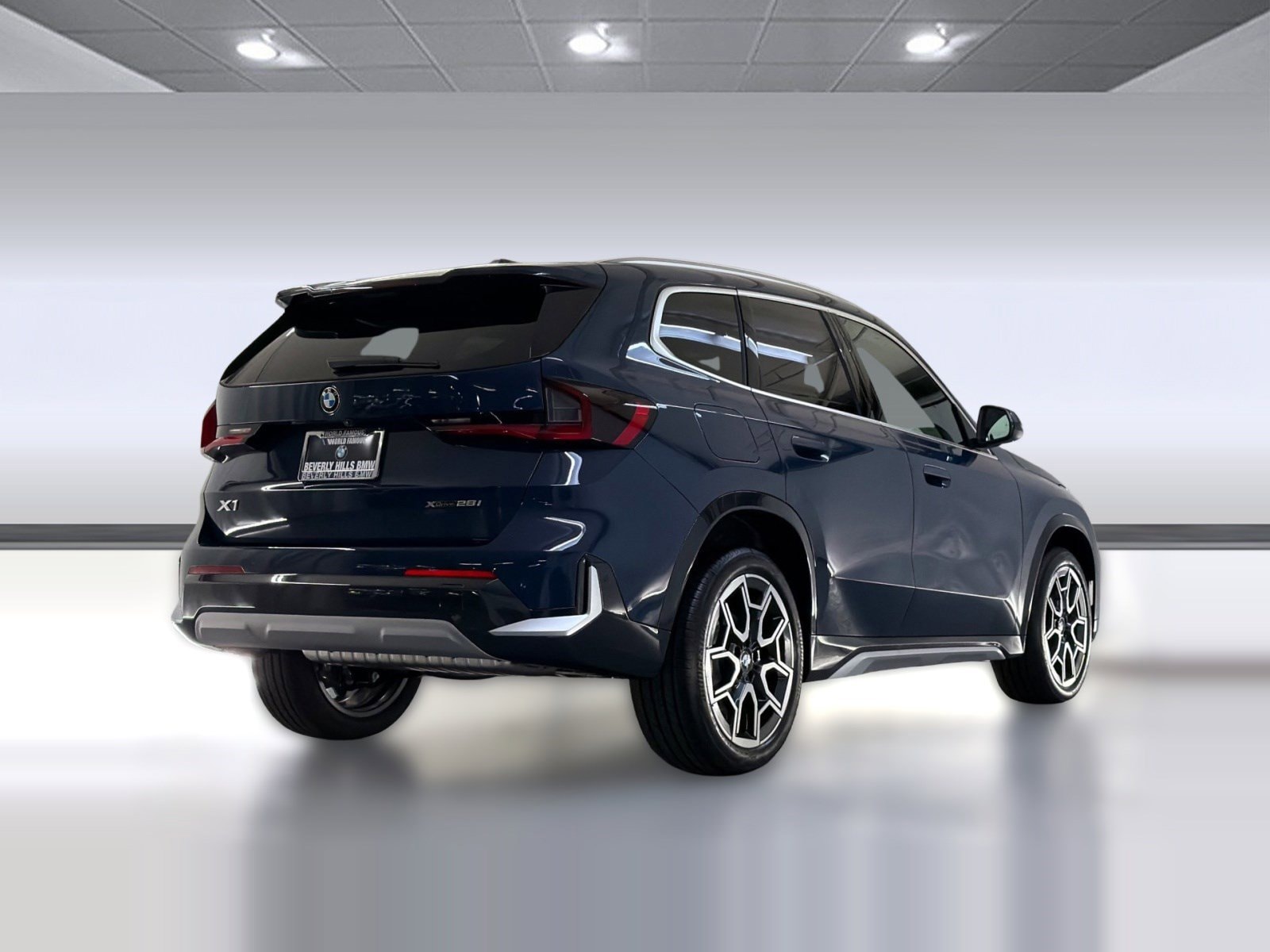 2026 BMW X1 xDrive28i photo 3