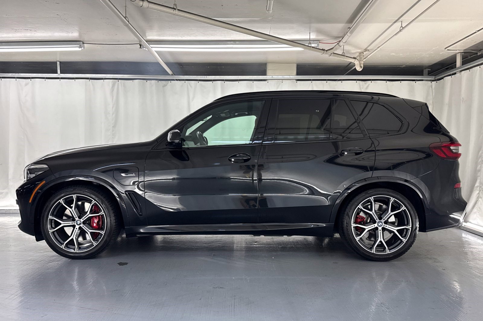 2022 Bmw X5 xDrive45e photo 2