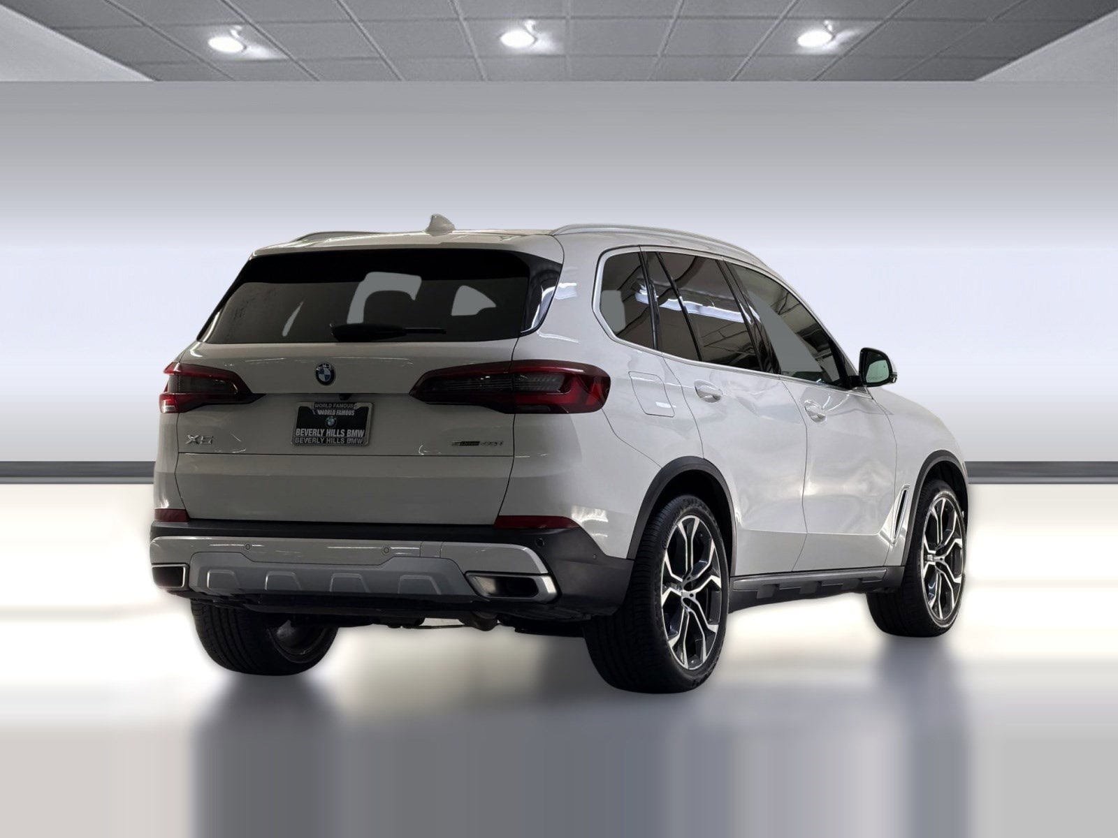 2023 BMW X5 photo 3