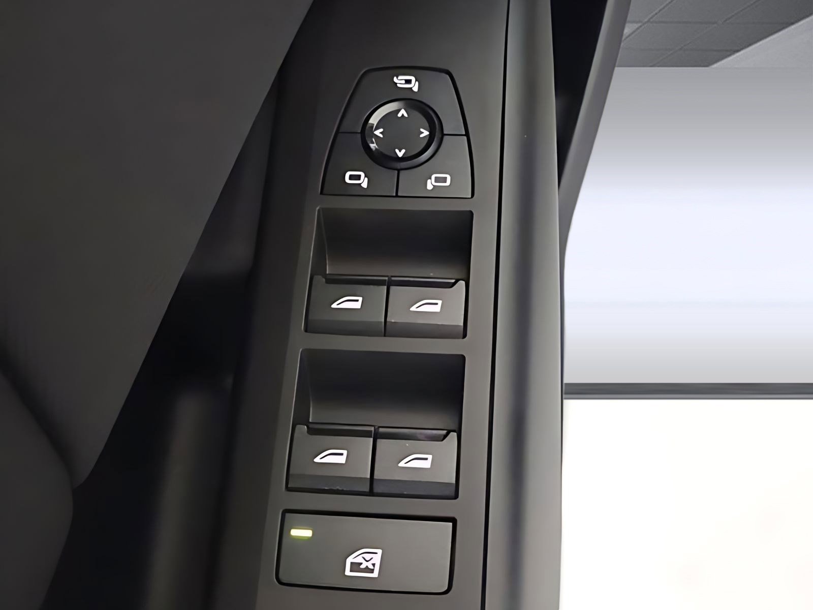 2025 BMW X3 30 xDrive photo 5