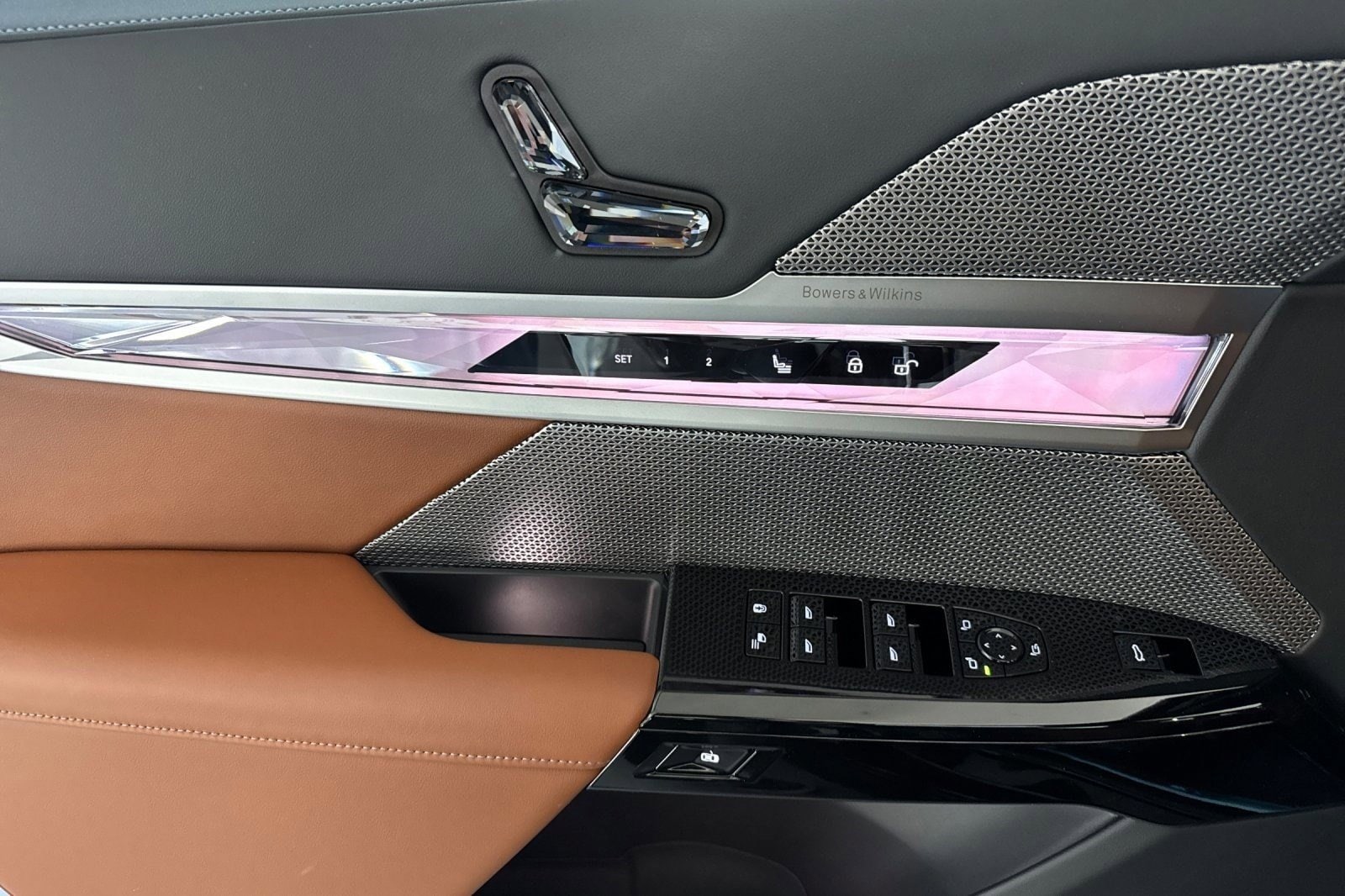 2025 BMW i7 60 - Photo 13