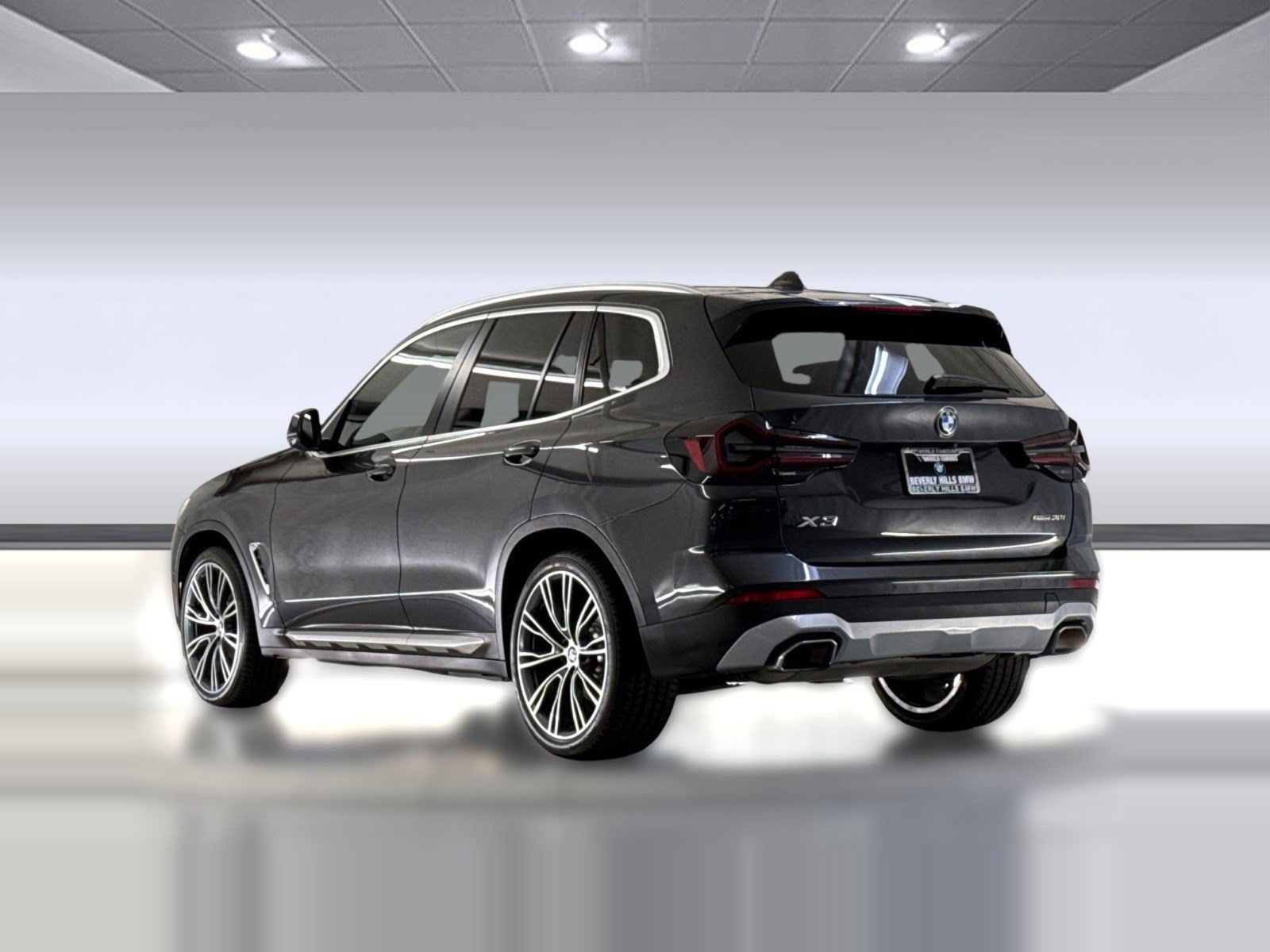 2023 BMW X3 photo 2