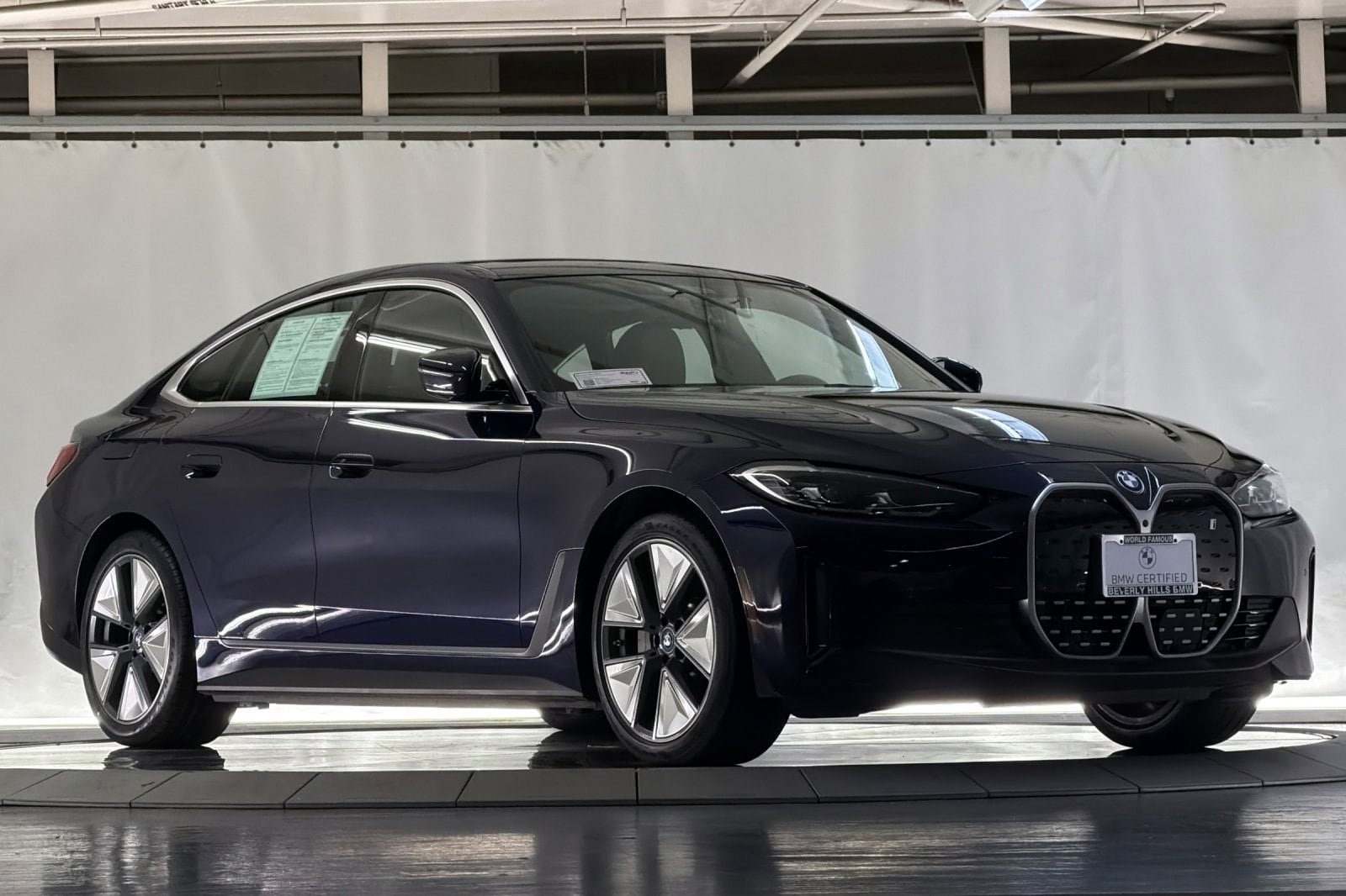 2023 BMW i4 photo 5
