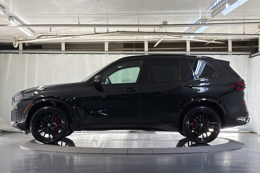 New 2026 BMW X5 sDrive40i SUV
